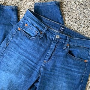 Gap True Skinny Jeans